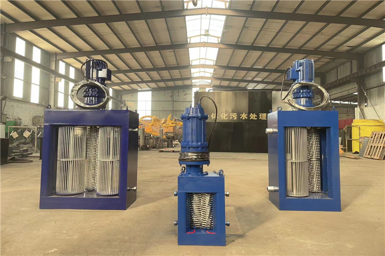 粉(fěn)碎格柵機主要(yào)結構